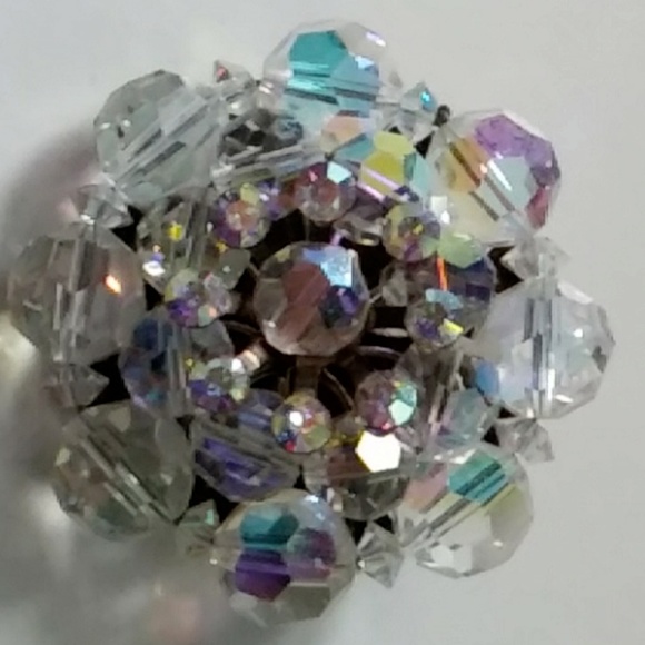 Vintage Aurora Borealis Glass Beaded Brooch - Picture 6 of 6